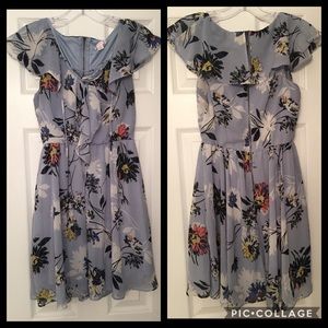 🌸 Xhilaration floral lace-up dress 🌼